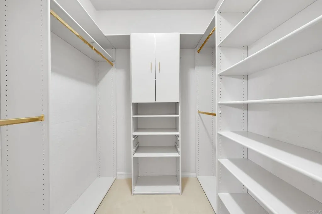 https://cdn.realtyfeed.com/cdn/127/307083869/a8e21065802d59b2a23018007e11c096.webp