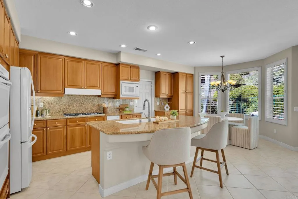 https://cdn.realtyfeed.com/cdn/127/307083869/c357ff4561fa04889f9145fb3dd989f8.webp