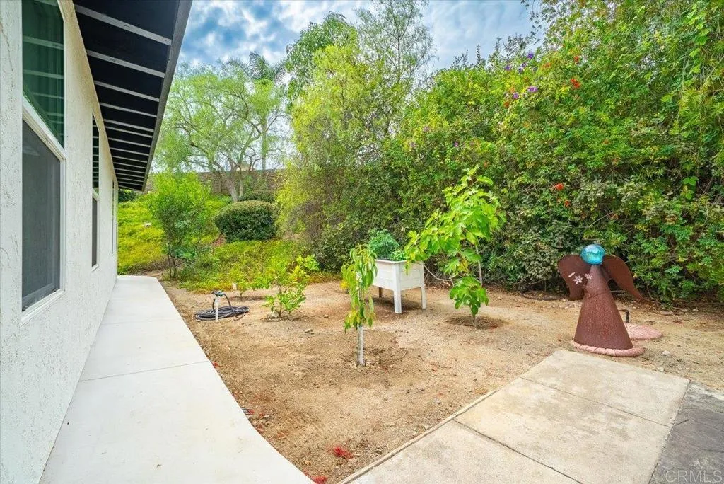 https://cdn.realtyfeed.com/cdn/127/307083902/505caa78acf06efe2f5168580570d3f4.webp