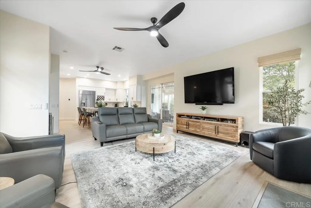 https://cdn.realtyfeed.com/cdn/127/307083902/6f65c90e7710d643c210082ee6fda1dd.webp