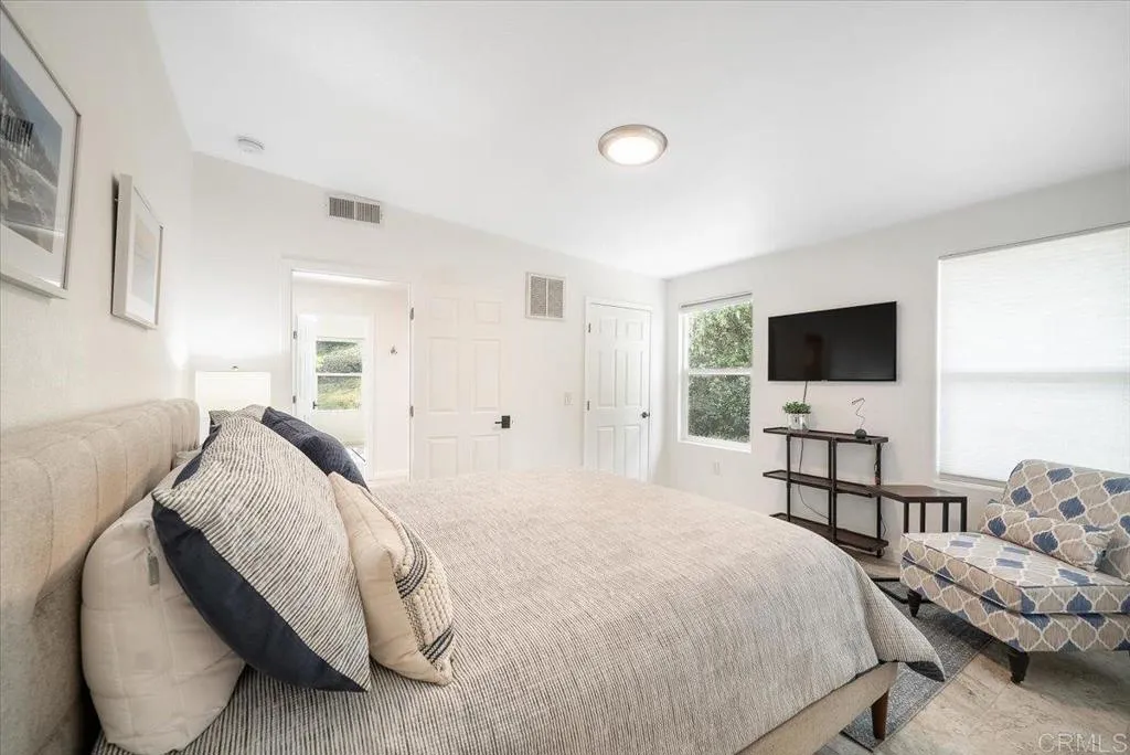 https://cdn.realtyfeed.com/cdn/127/307083902/887119eabb7750577d72eb63f4d726ea.webp