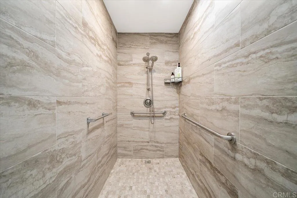 https://cdn.realtyfeed.com/cdn/127/307083902/e5400e6db6415b93e85f1aa18c0e4b20.webp
