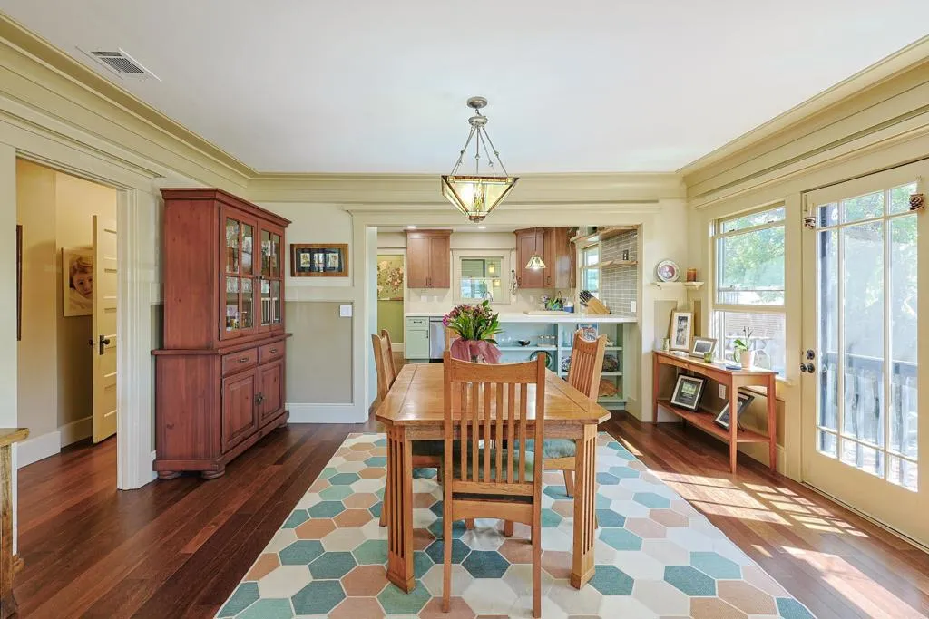 https://cdn.realtyfeed.com/cdn/127/307083937/6270ad53ab5f9c422dca3d3fe68ef4f6.webp