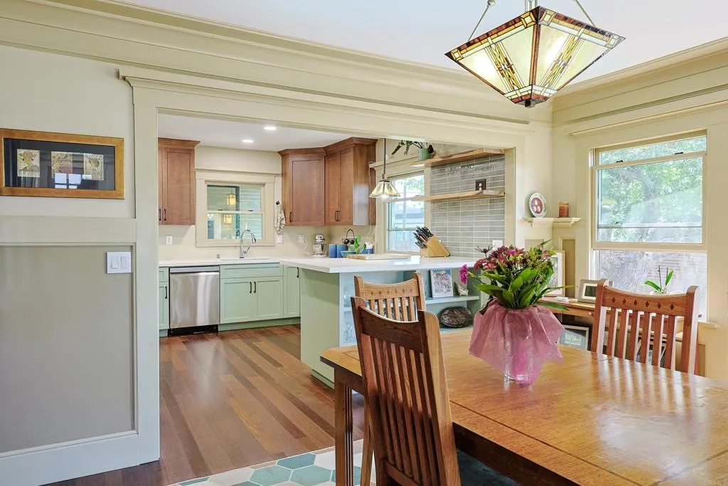https://cdn.realtyfeed.com/cdn/127/307083937/642b6cd9d47b1453b753614616408119.webp