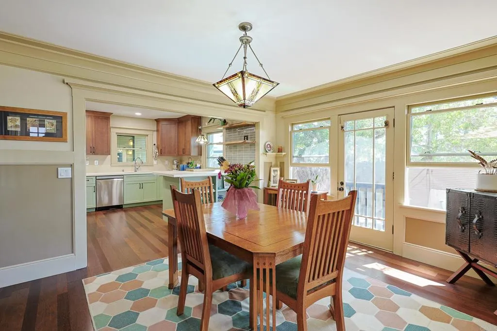 https://cdn.realtyfeed.com/cdn/127/307083937/975f57e4b48e2295481ad3c868037b64.webp