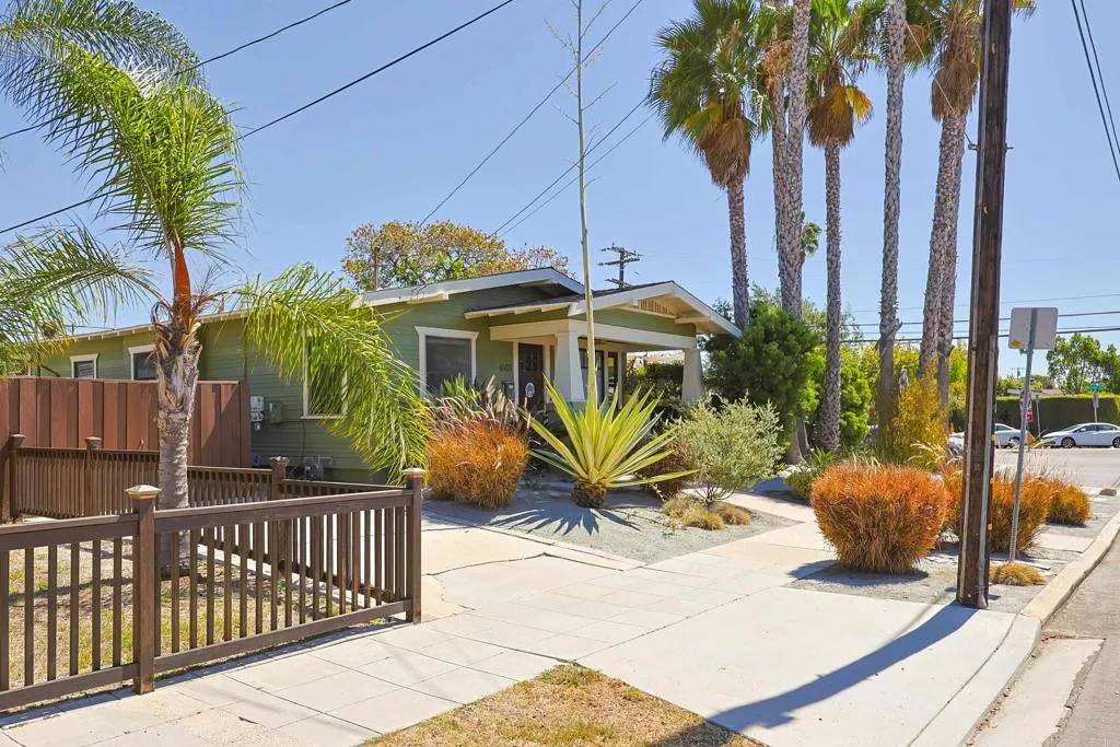 https://cdn.realtyfeed.com/cdn/127/307083937/a701db13dcdbbd08fb4a7eb6f1395c79.webp