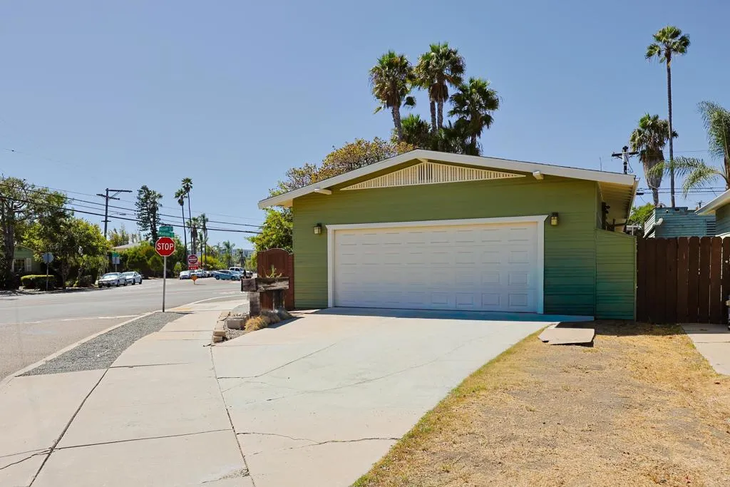 https://cdn.realtyfeed.com/cdn/127/307083937/b8eb0f77dc972ab3d5e5c97a22d74556.webp