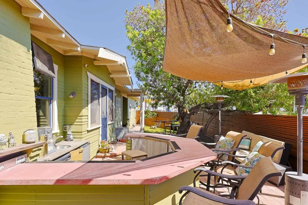 https://cdn.realtyfeed.com/cdn/127/307083937/f678d249b53f483e0ecfe0dd80bdde1d.webp