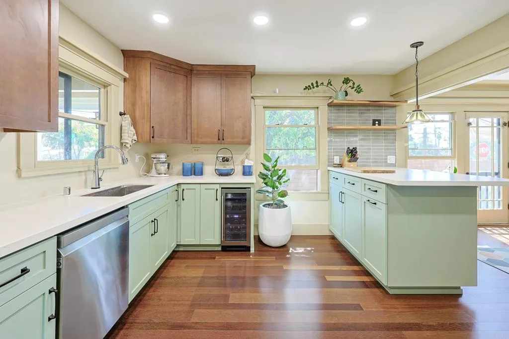 https://cdn.realtyfeed.com/cdn/127/307083937/f757139beceaa31df5af7b31cd407f57.webp
