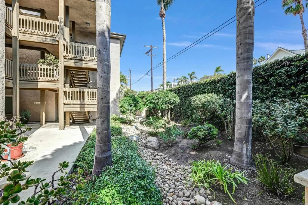 https://cdn.realtyfeed.com/cdn/127/307083938/042715c760a87e1c5ecc953f24f851e6.webp