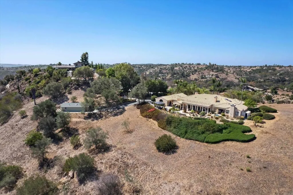 2258 Gird Rd, Fallbrook, CA 92028 - Photo 4 of 45, Fallbrook, CA