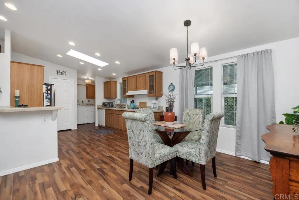 https://cdn.realtyfeed.com/cdn/127/307083958/afdcd425acdabe3f511d74f63e340883.webp