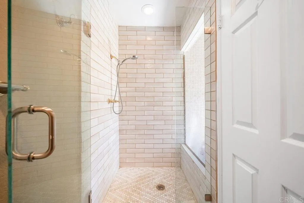 https://cdn.realtyfeed.com/cdn/127/307083989/08f1e6bde71fc6d2df57887e50bf3ec6.webp