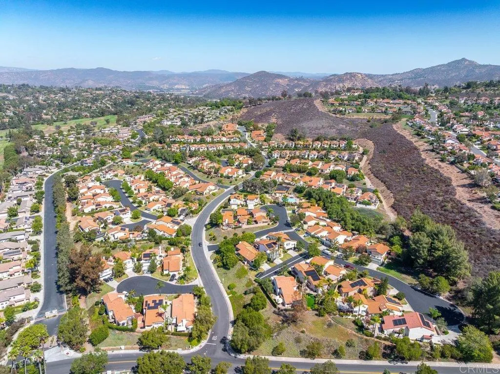 https://cdn.realtyfeed.com/cdn/127/307083989/13532d45569fbe2e9c79aed20afbb64c.webp