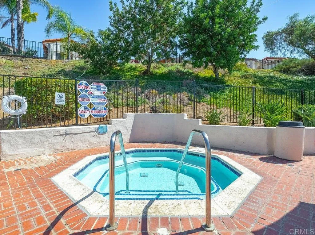 https://cdn.realtyfeed.com/cdn/127/307083989/2bd5f6e64f83e11b1a4d235972b5cc5b.webp