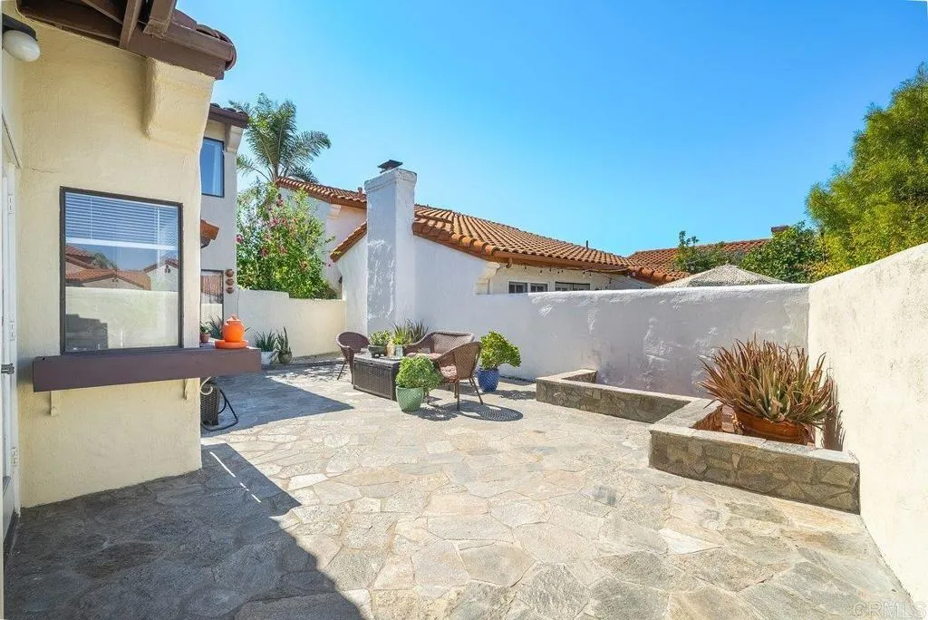 https://cdn.realtyfeed.com/cdn/127/307083989/2c77e2267e88a68f37c3bf2b9919d8a3.webp
