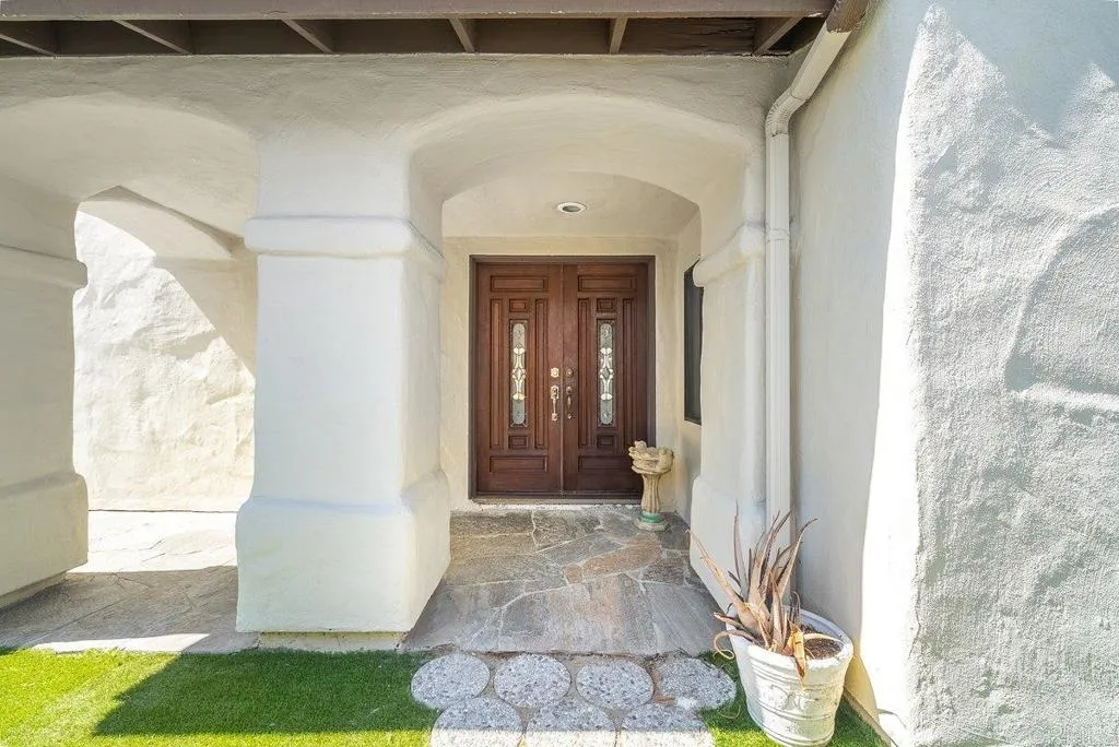 https://cdn.realtyfeed.com/cdn/127/307083989/7b7a0159bf28097abd3417be061c210e.webp