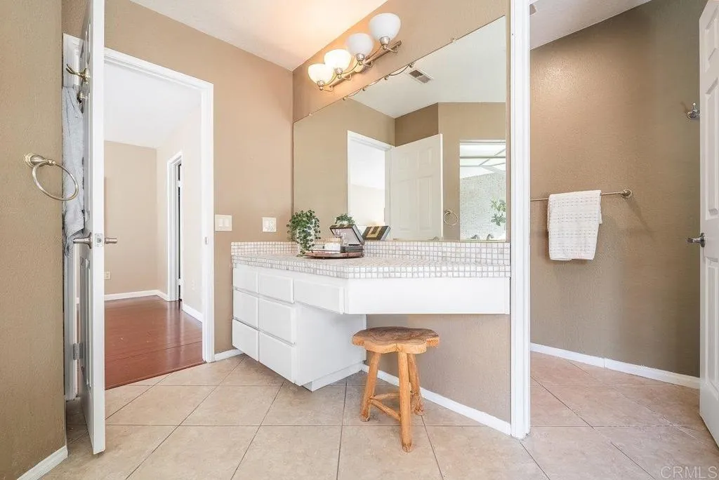 https://cdn.realtyfeed.com/cdn/127/307083989/ae434a2164c58340e3814c487dce0554.webp