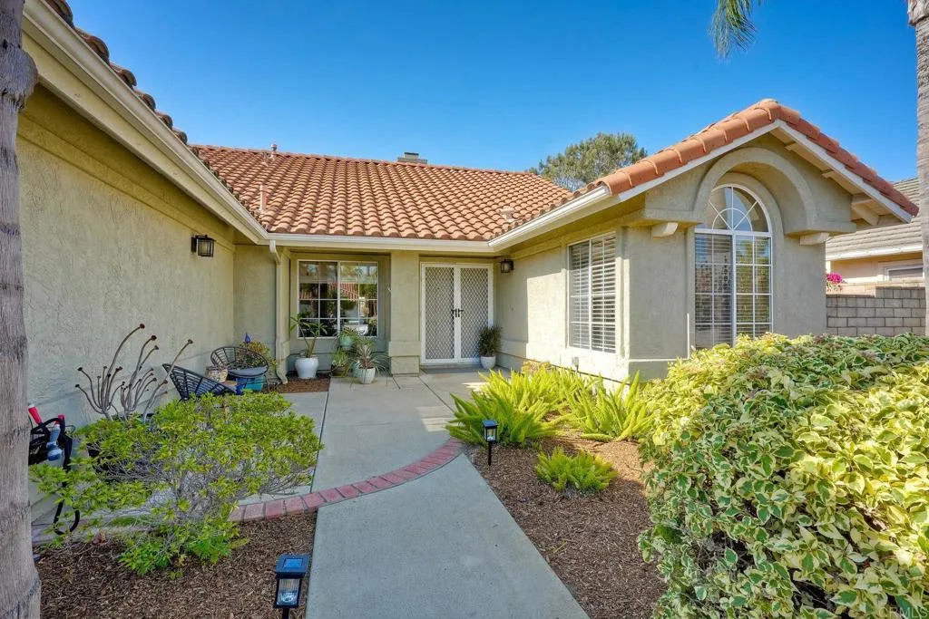 630 Creekside Avenue, Oceanside, CA 92057 - Photo 5 of 42, Oceanside, CA
