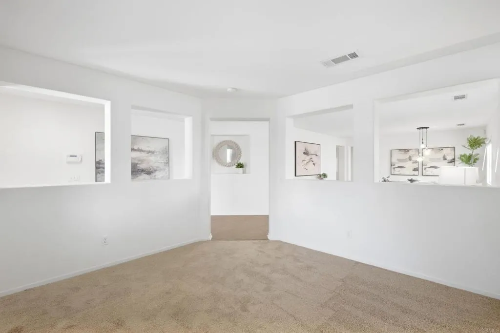 https://cdn.realtyfeed.com/cdn/127/307084114/590bac48ed24b612d5a5792e8c086b50.webp