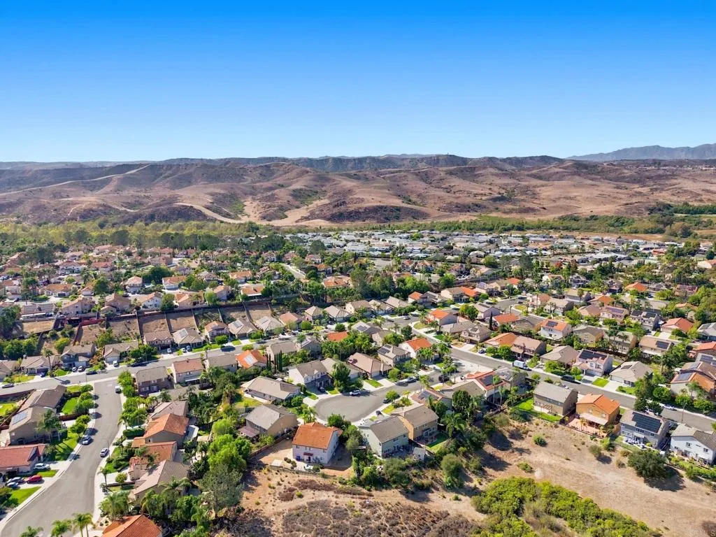 https://cdn.realtyfeed.com/cdn/127/307084114/94f78a21d1e6afe5ea353b8523155c40.webp