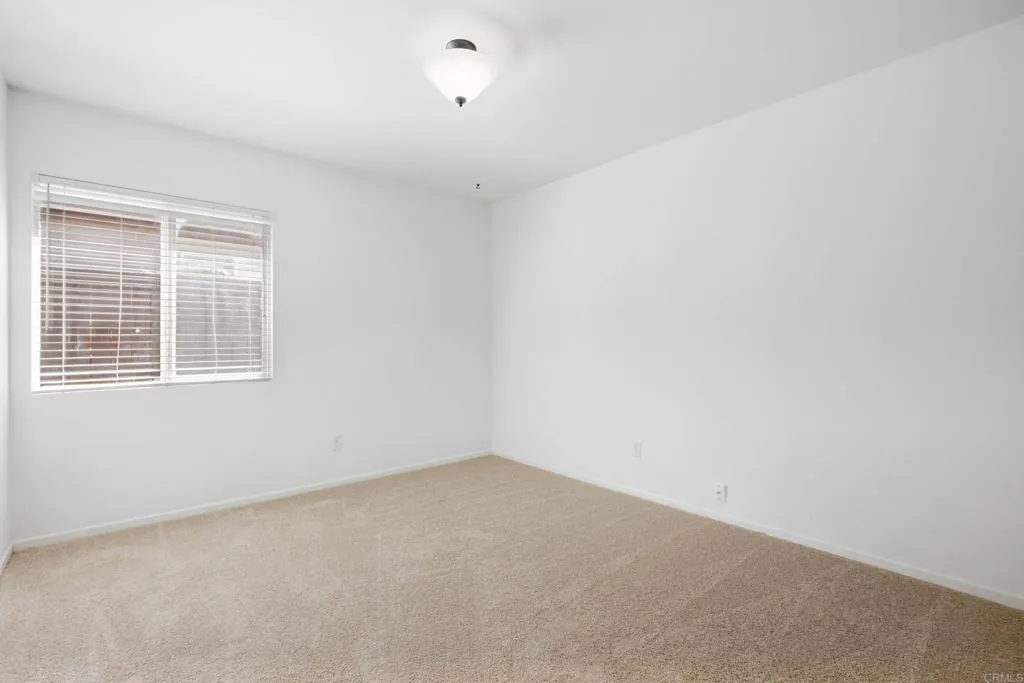 https://cdn.realtyfeed.com/cdn/127/307084114/e0eeaf1510f312f156f65c222502ed32.webp