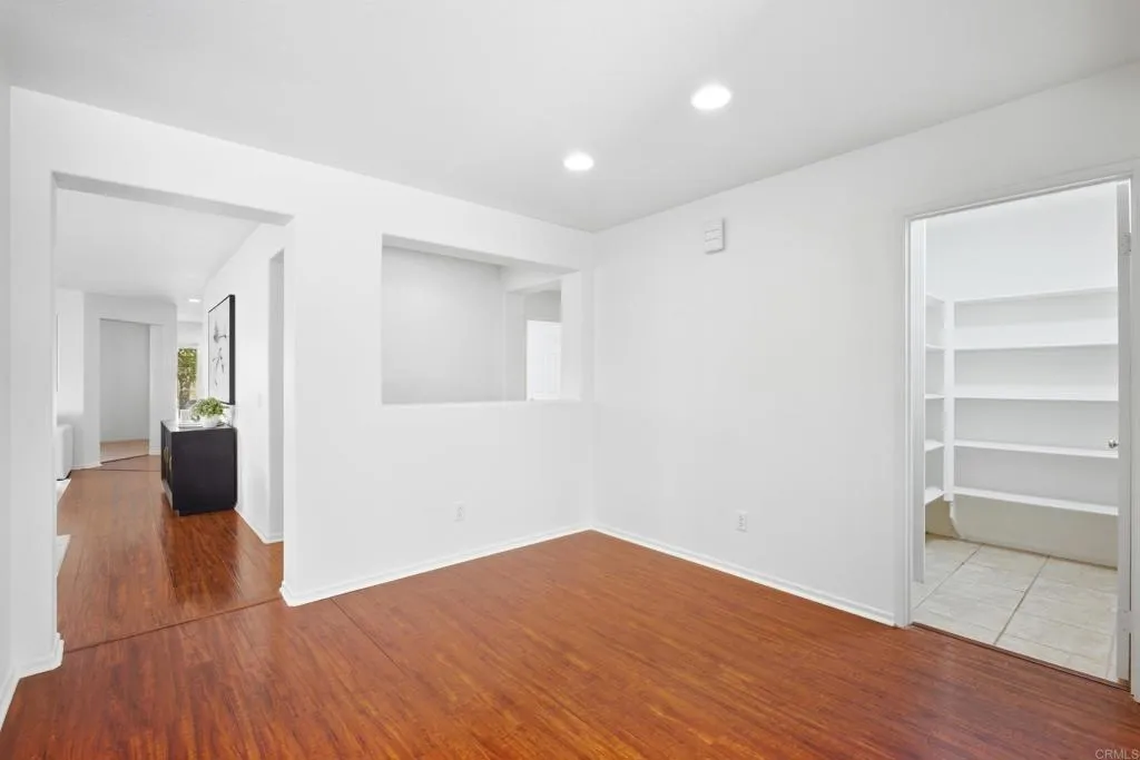 https://cdn.realtyfeed.com/cdn/127/307084114/e7a6560c7afdb68d3dc923f177a07e6c.webp