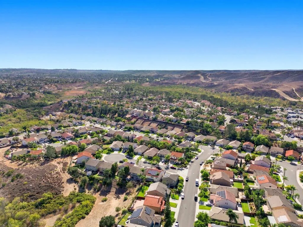 https://cdn.realtyfeed.com/cdn/127/307084114/edce752ea8aaae636d175b7604ff52ae.webp