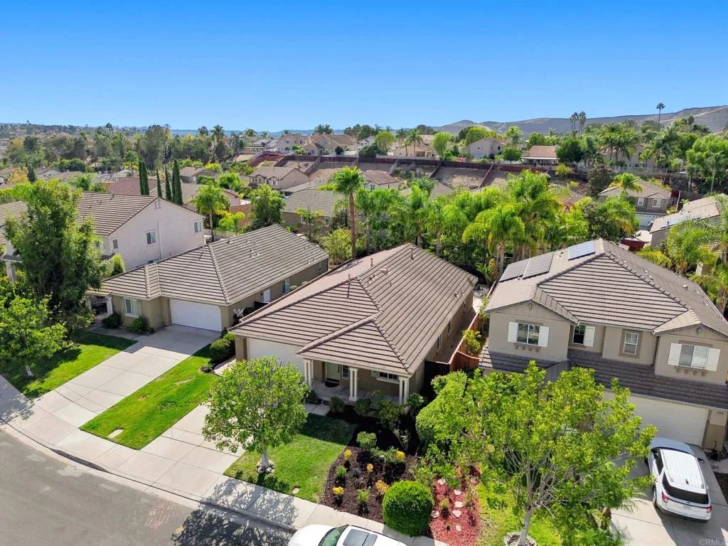 https://cdn.realtyfeed.com/cdn/127/307084114/f51b4c92db3c36559ce45068147827fb.webp