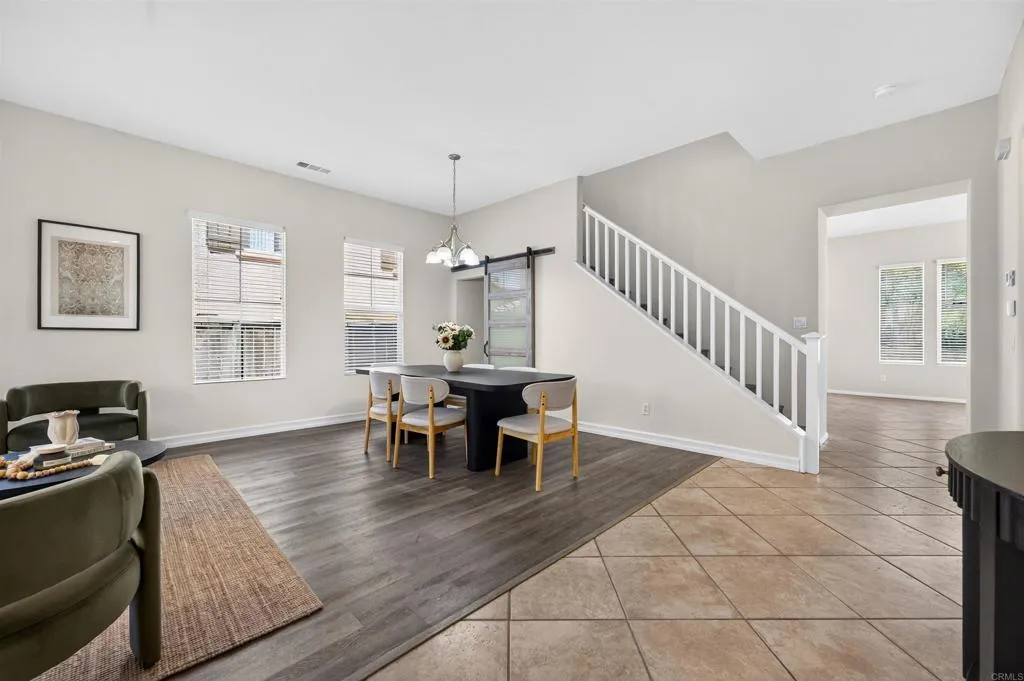 https://cdn.realtyfeed.com/cdn/127/307084118/b7160572dbe945445b813cd5f4765bc7.webp