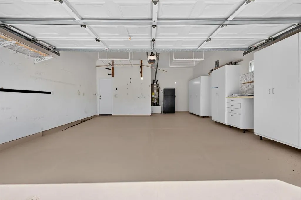 https://cdn.realtyfeed.com/cdn/127/307084118/e4b47f4842991bfed09e4a1a1624d846.webp