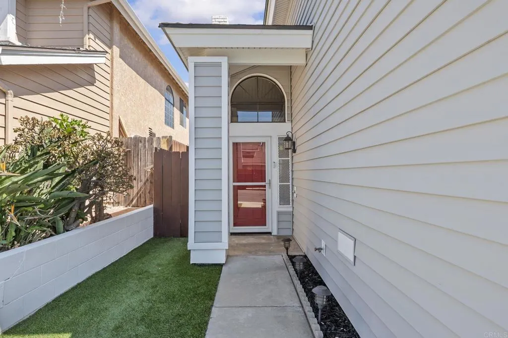 2375 Ravenwood Drive, Lemon Grove, CA 91945 - Photo 4 of 45, Lemon Grove, CA