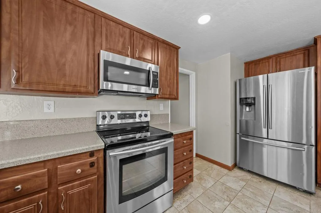 https://cdn.realtyfeed.com/cdn/127/307084146/de2977bed18dd05d240f53d8c60b4001.webp