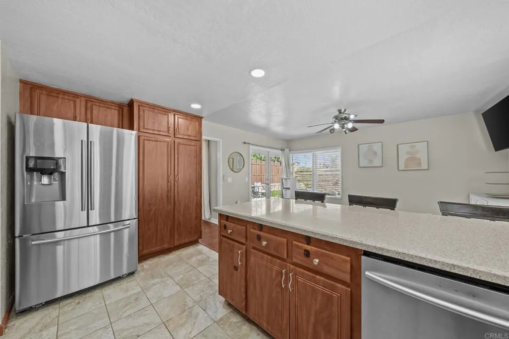 https://cdn.realtyfeed.com/cdn/127/307084146/e280e4dc9eb971fbded520543a8142a3.webp
