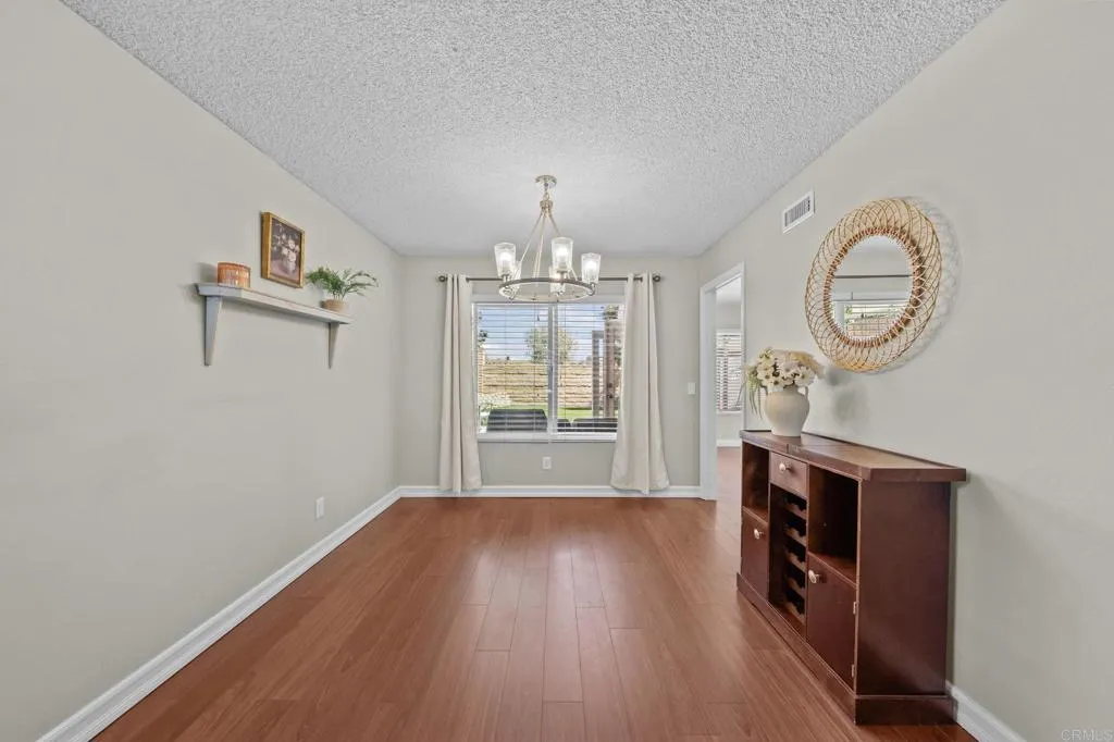 https://cdn.realtyfeed.com/cdn/127/307084146/e7981e132f7d807787e40cf8f85c31cf.webp
