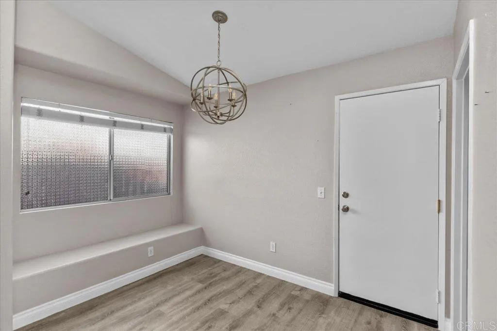 https://cdn.realtyfeed.com/cdn/127/307084155/0ec8f554e29a8f13635894adebfdd6ce.webp