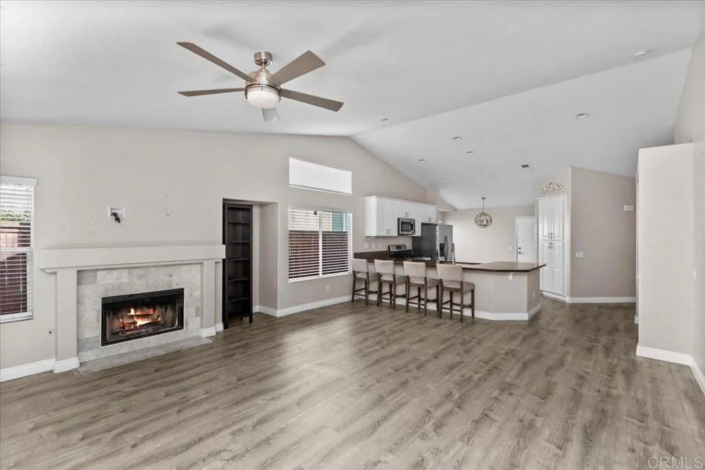 https://cdn.realtyfeed.com/cdn/127/307084155/42c17d9366b2d0fde8cd0f41b7ce2d9c.webp