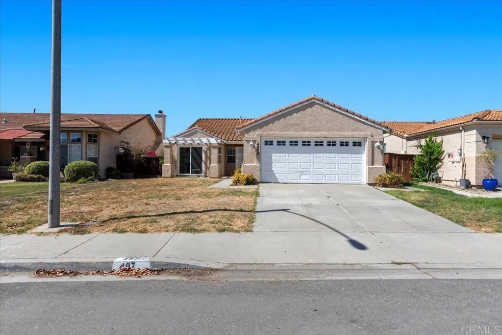 https://cdn.realtyfeed.com/cdn/127/307084155/735c60c5ecadf171dc191989641569ce.webp