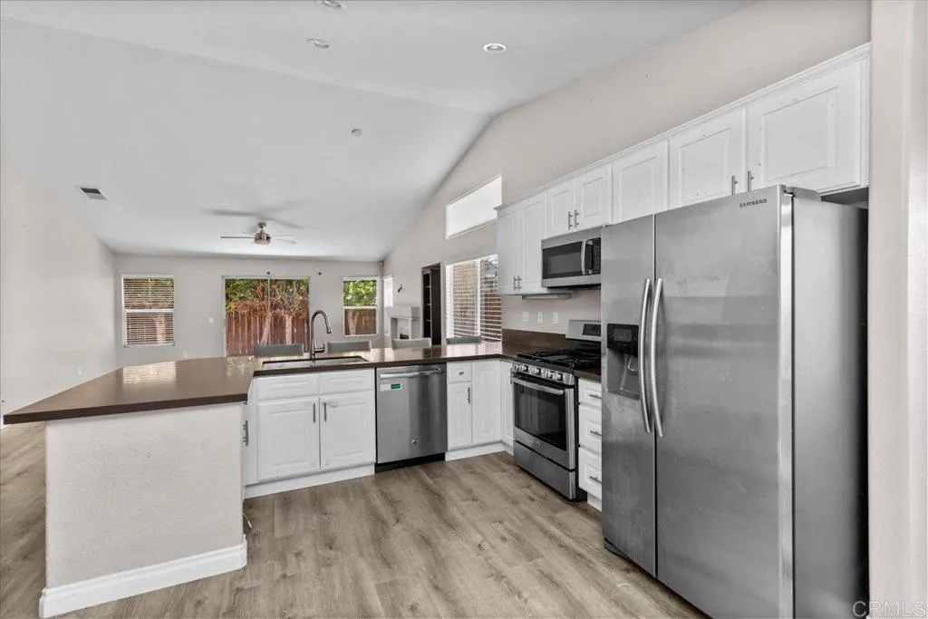 https://cdn.realtyfeed.com/cdn/127/307084155/73abec021a6d6ae8fb8460fb1abf6afc.webp