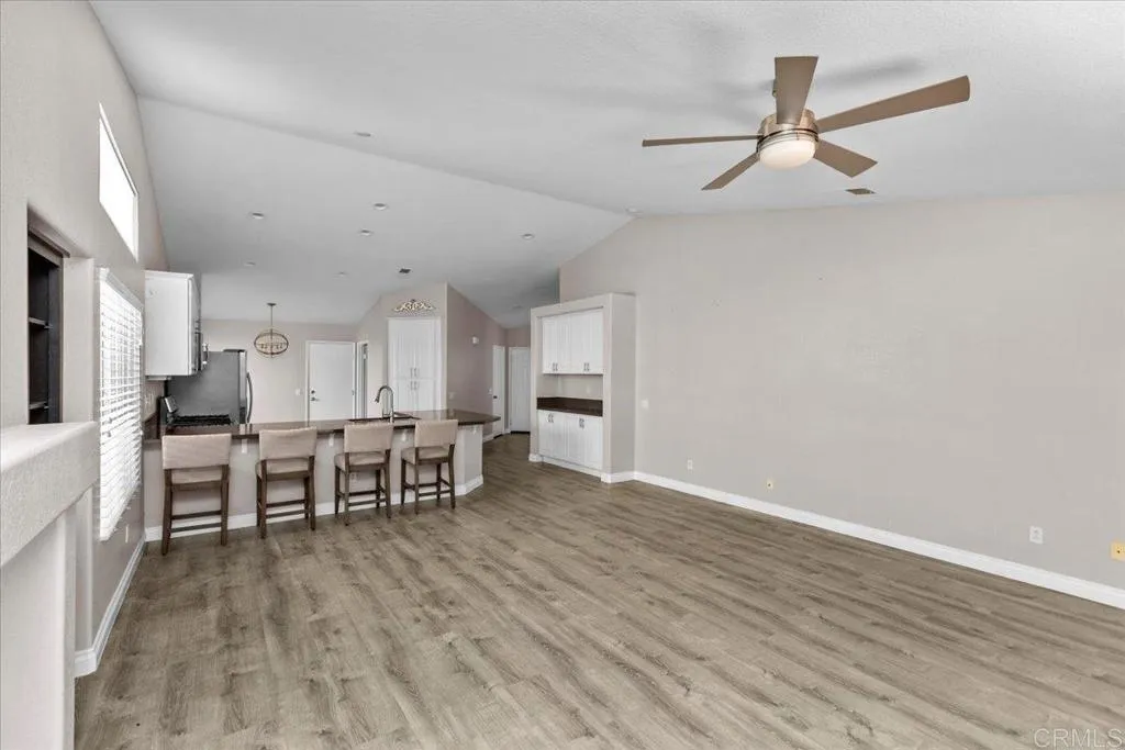 https://cdn.realtyfeed.com/cdn/127/307084155/7cf0d953542c0cbc9d67a25651d1ecba.webp