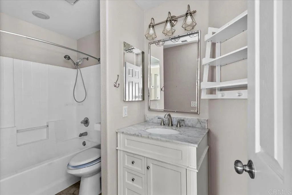 https://cdn.realtyfeed.com/cdn/127/307084155/cbdd3a6832b6b3c72b6aa7a055ab3a4d.webp