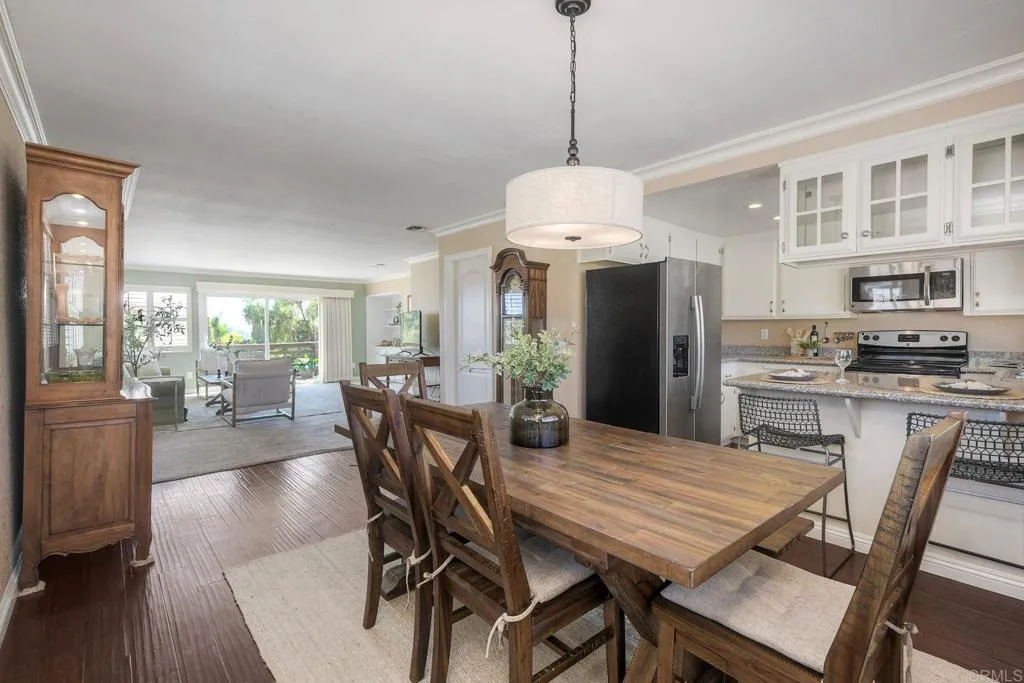 https://cdn.realtyfeed.com/cdn/127/307084175/2d39e814967add0850a36df6d3737c34.webp