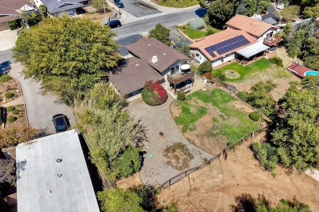 https://cdn.realtyfeed.com/cdn/127/307084175/312d92aa0e2c39f8bb1bd7714d405832.webp