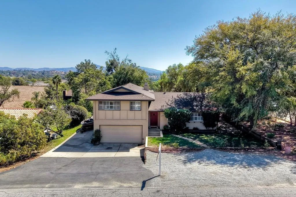 https://cdn.realtyfeed.com/cdn/127/307084175/b621023011f0c6f6ec18c8bac04a60a9.webp