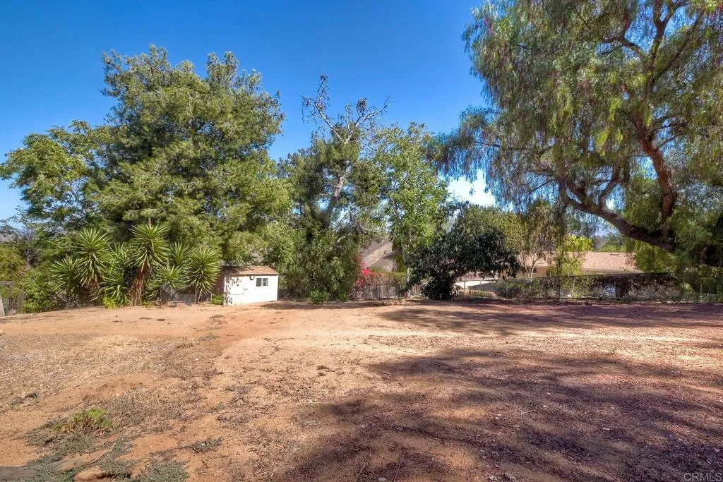 https://cdn.realtyfeed.com/cdn/127/307084175/d1f2ef659fbe45a8d85f61982bf2ba1c.webp