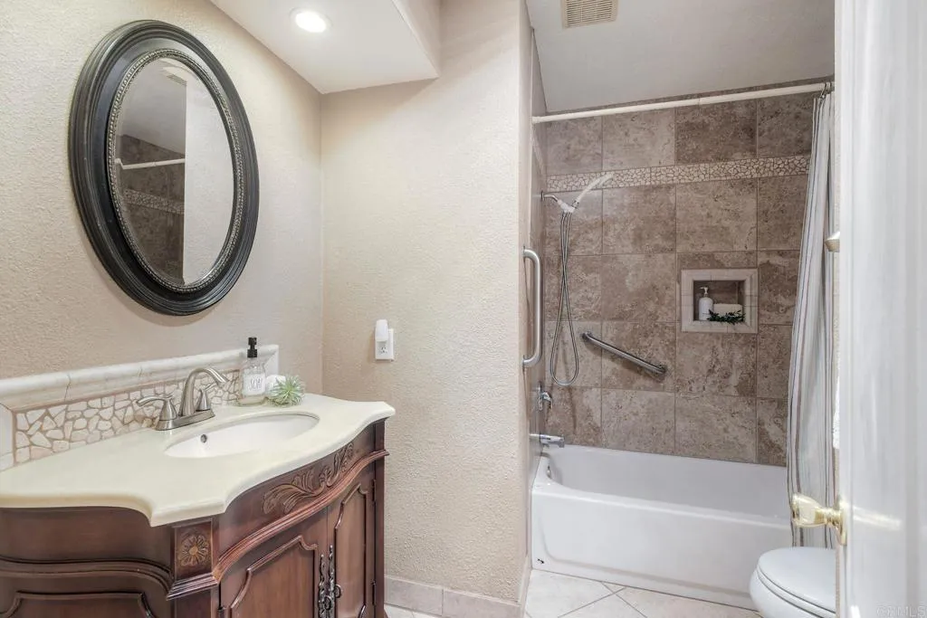 https://cdn.realtyfeed.com/cdn/127/307084175/df35050f9e1b8ab6c597194deb9c8161.webp
