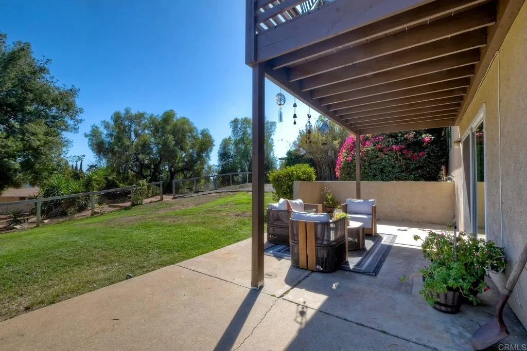 https://cdn.realtyfeed.com/cdn/127/307084175/fe8e630157947e79817e0ff702dbbb4b.webp