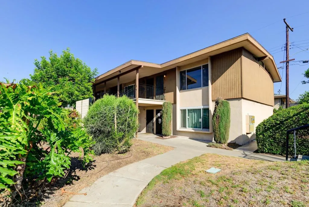 https://cdn.realtyfeed.com/cdn/127/307084221/1a62af5f9bce175a69d49af9ed9af78c.webp