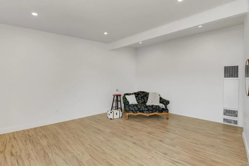 https://cdn.realtyfeed.com/cdn/127/307084221/9fc75d82f74763dbd5fb1e34cb2833fa.webp