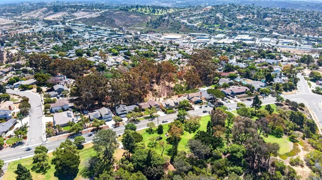 https://cdn.realtyfeed.com/cdn/127/307084222/1bdb1e2d1219bc1873acc134fff63f74.webp